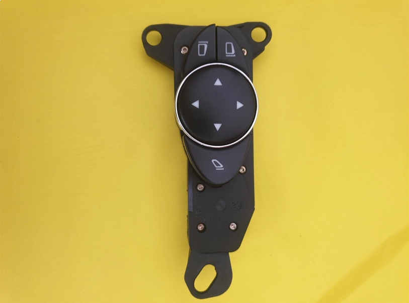 resimler/genel/Mercedes w211 e200 ayna ayar butonu orjinal ÇIKMA 2118208510